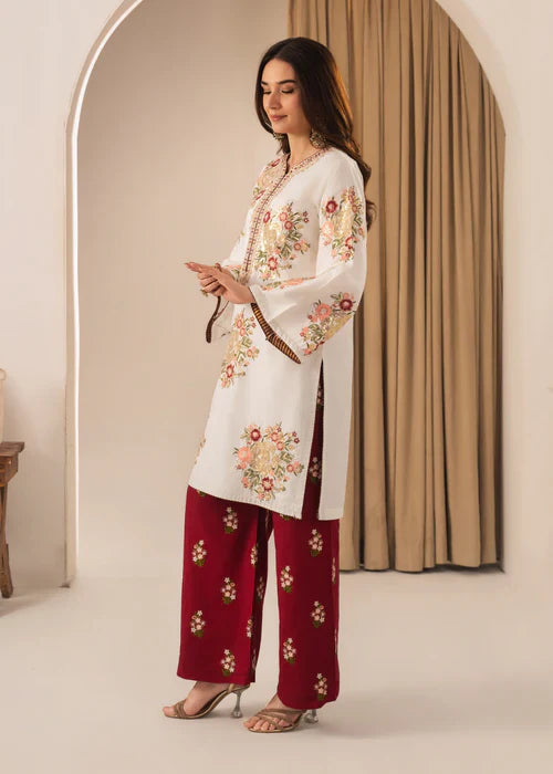 ALAYA EMBROIDERED 2PC