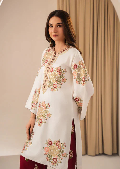 ALAYA EMBROIDERED 2PC