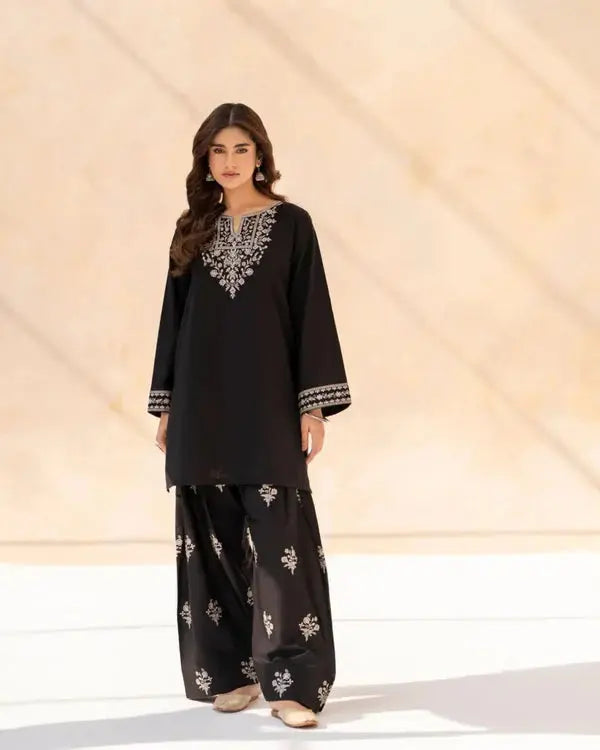 BLACK SAJAL SET ( FARSHI SHALWAR ) MWF COLLECTION