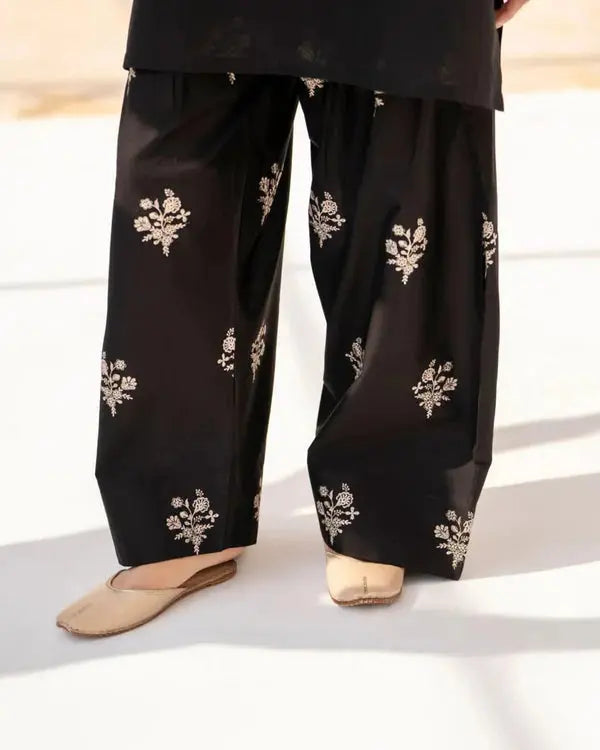 BLACK SAJAL SET ( FARSHI SHALWAR ) MWF COLLECTION