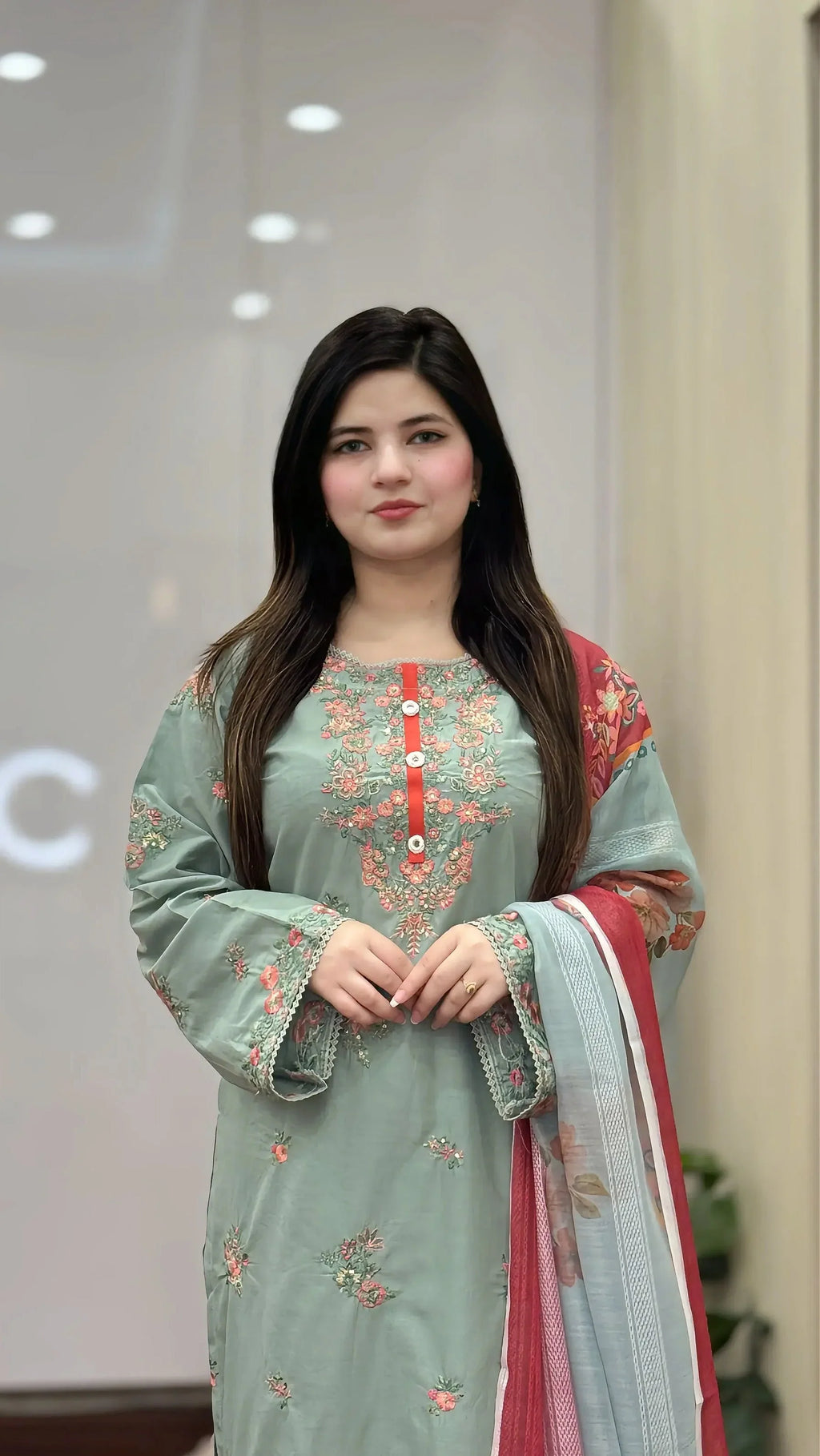 Embroidered Lawn 3Pc
