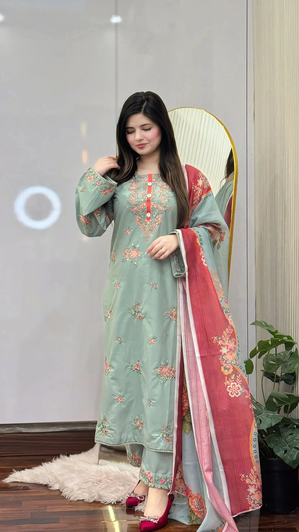 Embroidered Lawn 3Pc