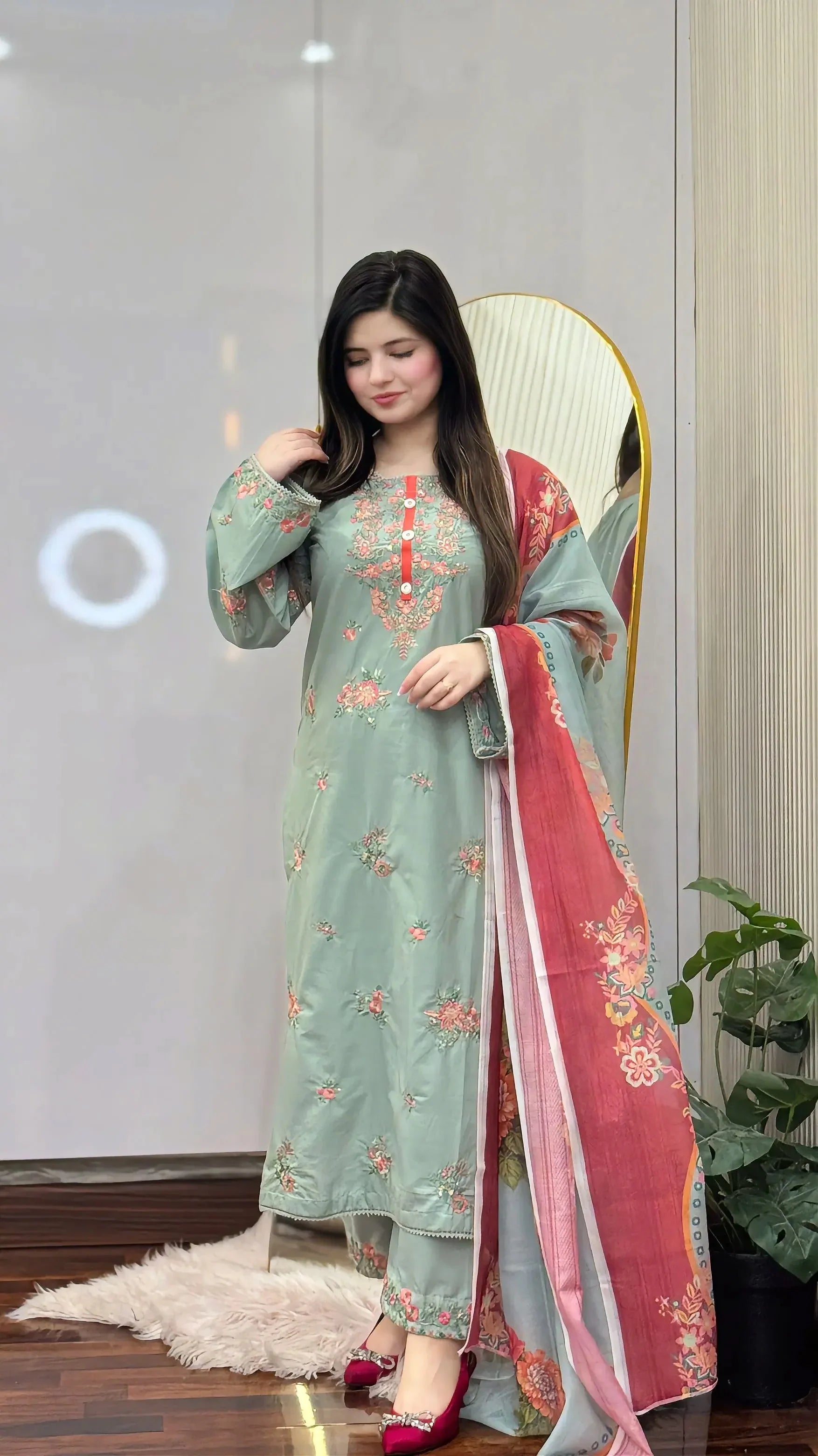 Embroidered Lawn 3Pc