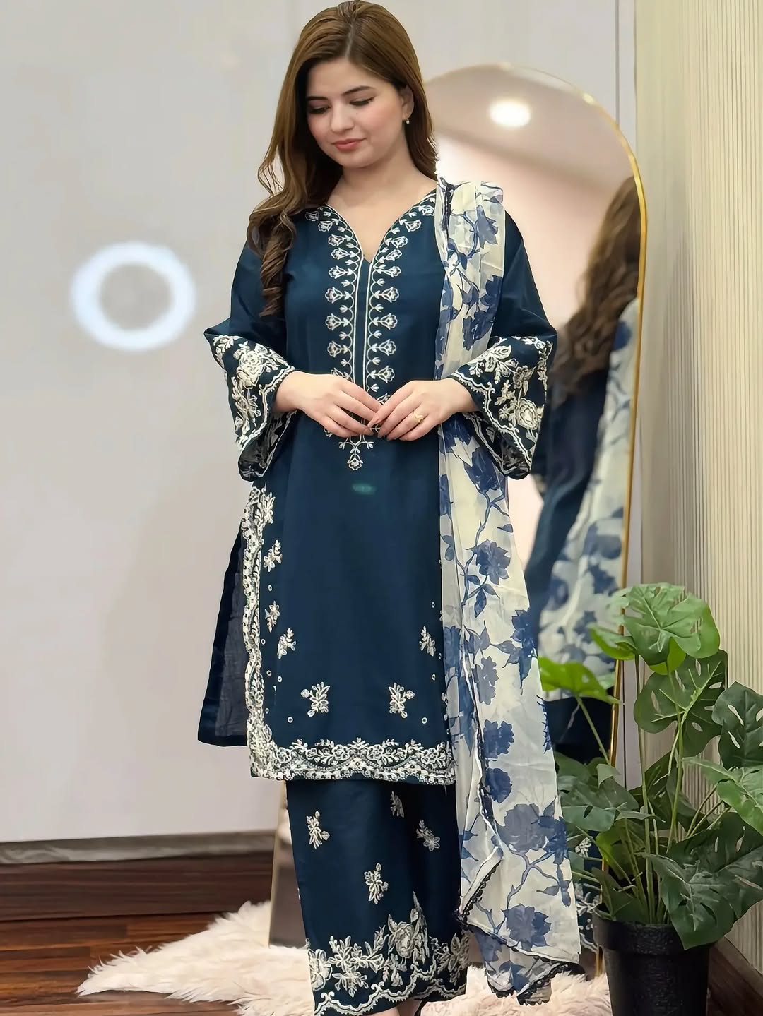 Mira Embroidered Lawn 3Pc