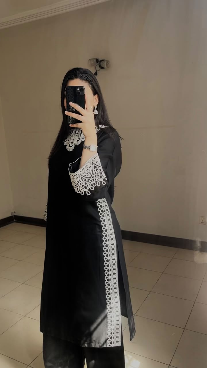 Maria Embroidered 2pc